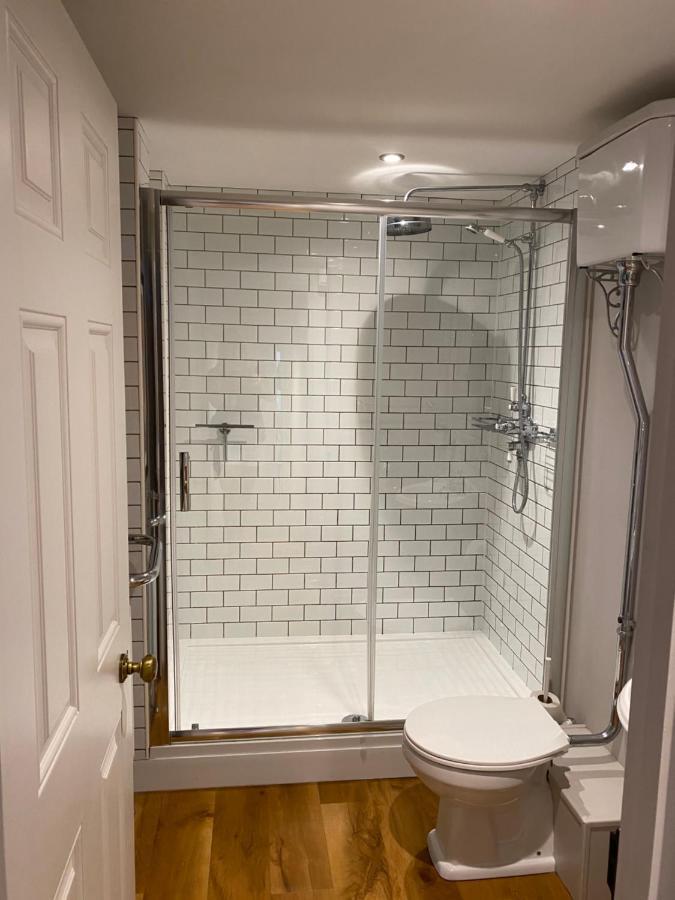 Monmouth House Apartments, Lyme Regis Old Town, Dog Friendly, Parking Buitenkant foto