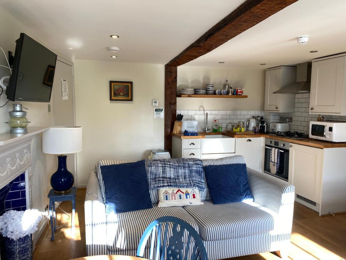 Monmouth House Apartments, Lyme Regis Old Town, Dog Friendly, Parking Buitenkant foto