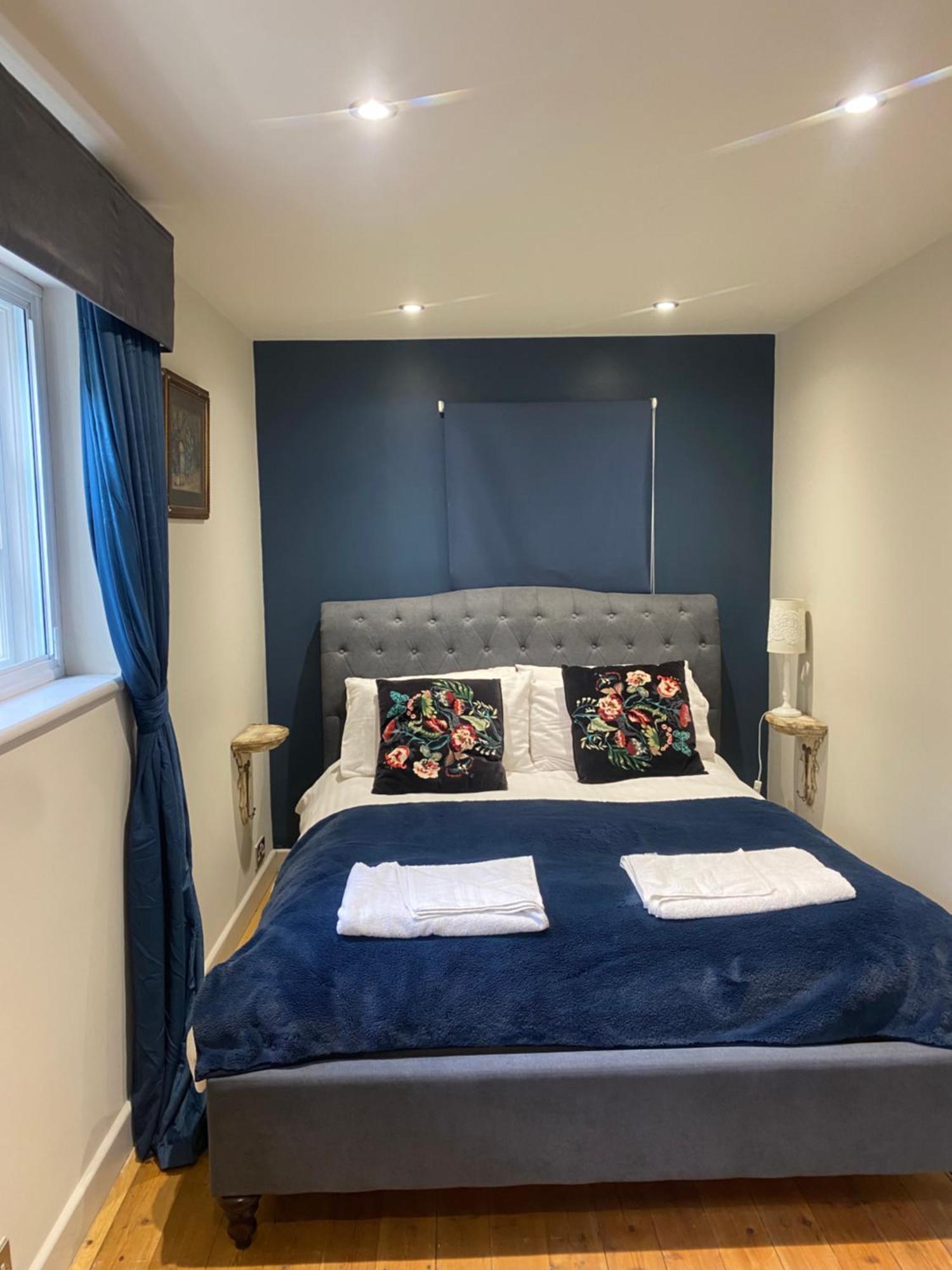 Monmouth House Apartments, Lyme Regis Old Town, Dog Friendly, Parking Buitenkant foto
