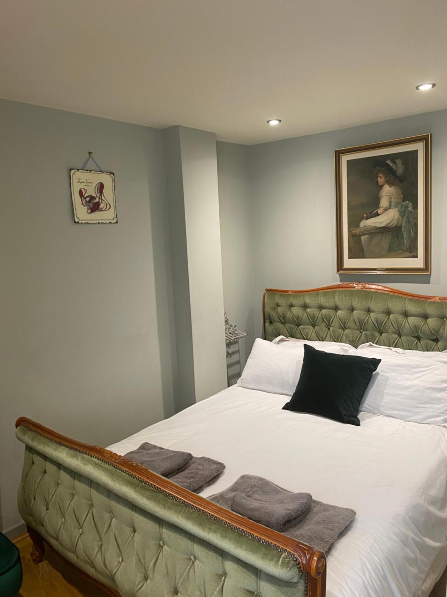 Monmouth House Apartments, Lyme Regis Old Town, Dog Friendly, Parking Buitenkant foto