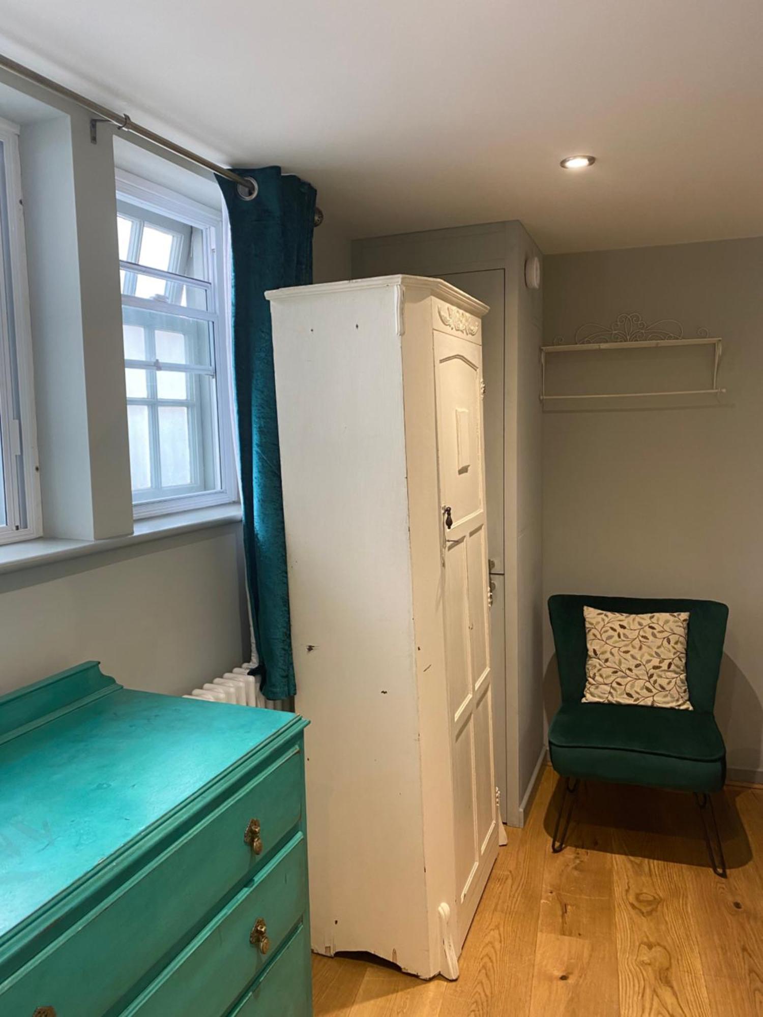 Monmouth House Apartments, Lyme Regis Old Town, Dog Friendly, Parking Buitenkant foto