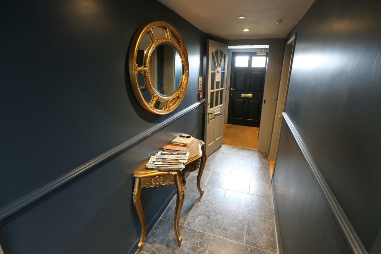Monmouth House Apartments, Lyme Regis Old Town, Dog Friendly, Parking Buitenkant foto