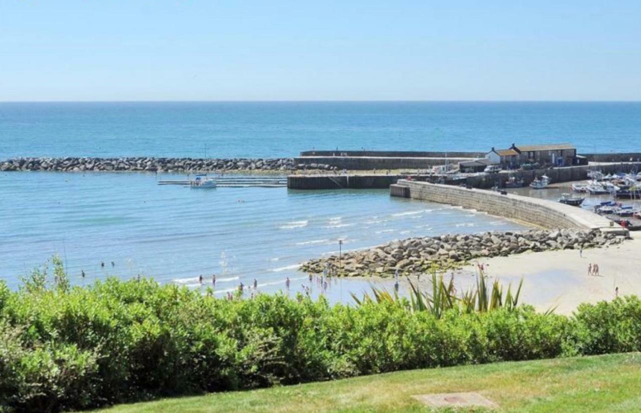 Monmouth House Apartments, Lyme Regis Old Town, Dog Friendly, Parking Buitenkant foto