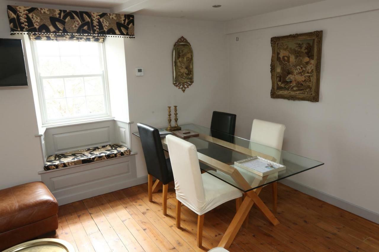 Monmouth House Apartments, Lyme Regis Old Town, Dog Friendly, Parking Buitenkant foto