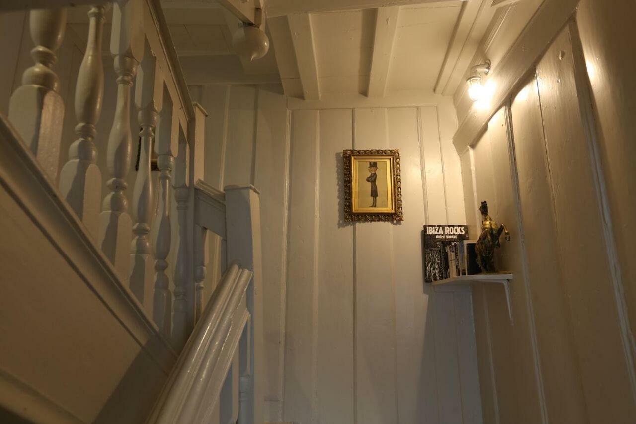 Monmouth House Apartments, Lyme Regis Old Town, Dog Friendly, Parking Buitenkant foto